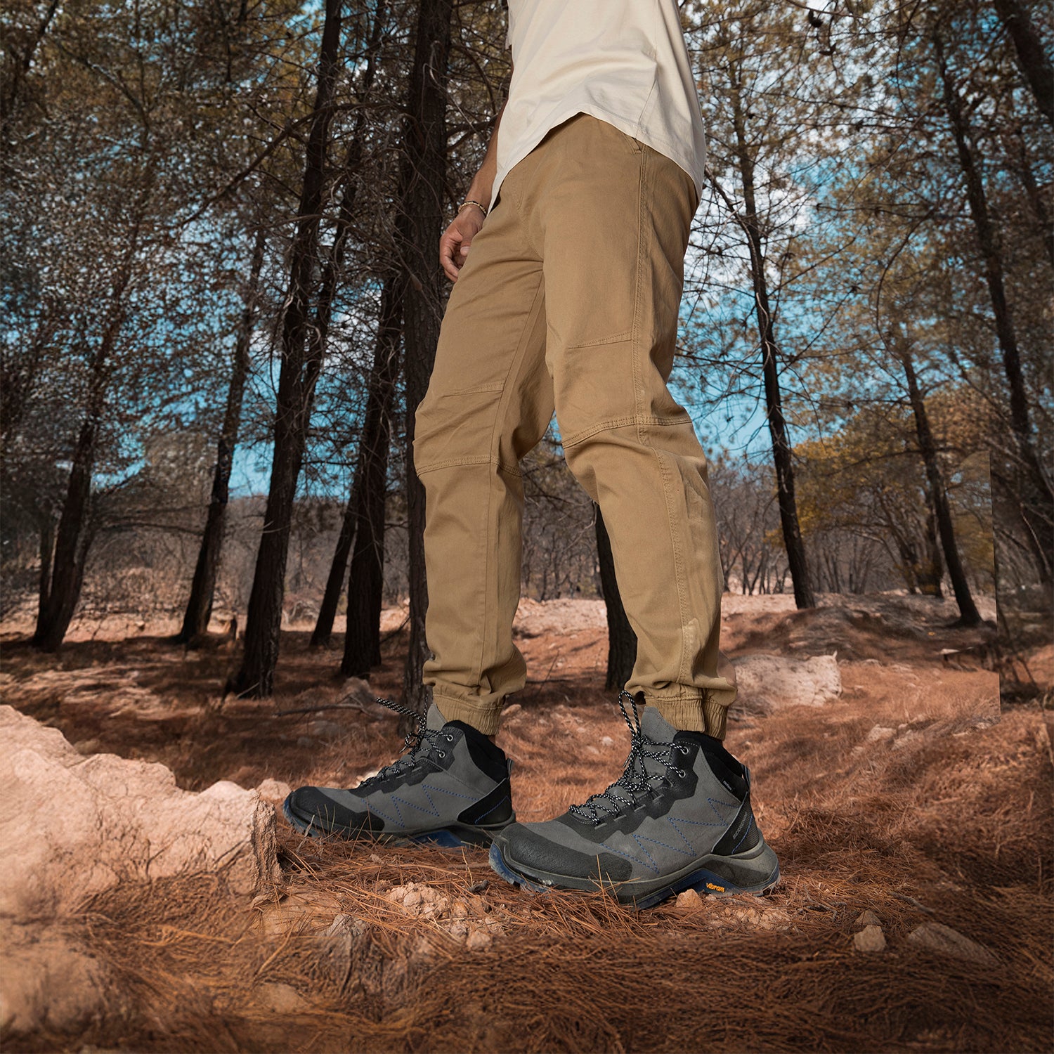 BOTA DE MONTAÑA BERRENDO TRAIL 1479 PARA HOMBRE