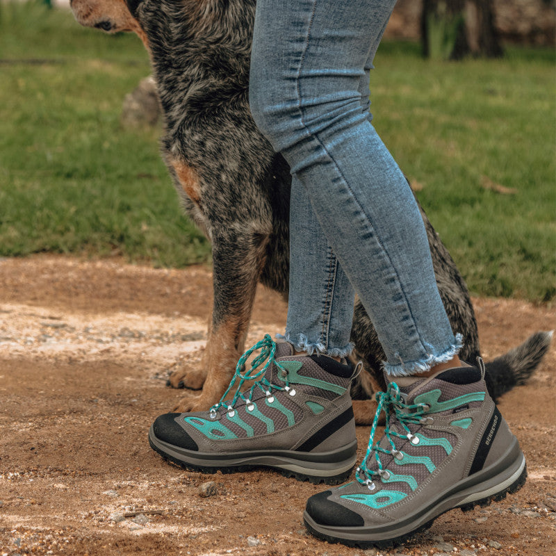 BOTA DE MONTAÑA DE PIEL BERRENDO 1411 PARA MUJER