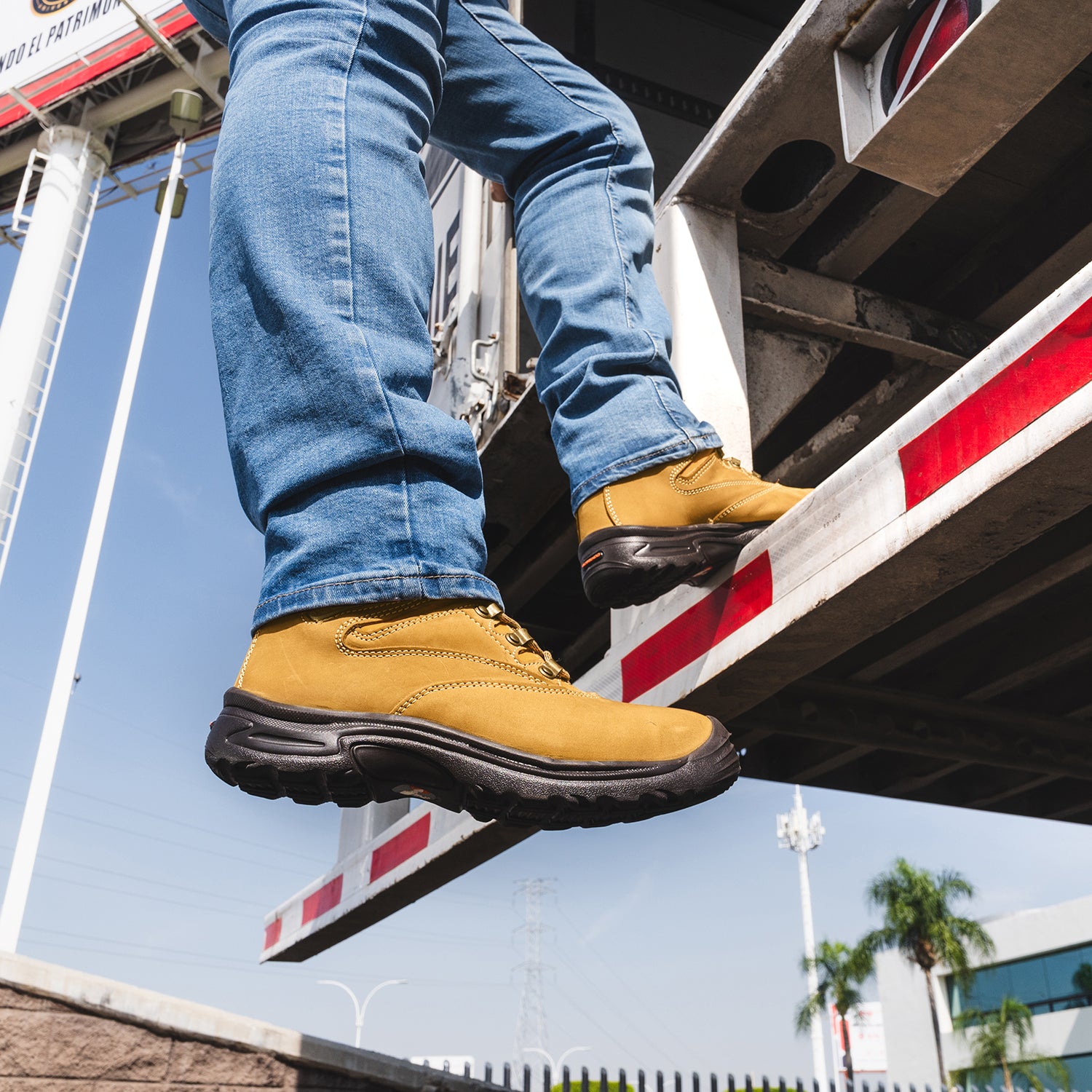 BOTA DE SEGURIDAD INDUSTRIAL BERRENDO 340 UNISEX