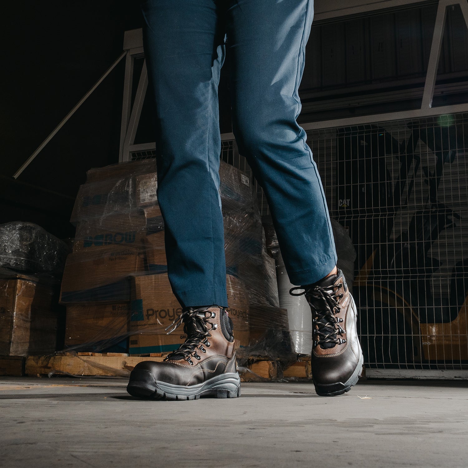 BOTA DE SEGURIDAD INDUSTRIAL BERRENDO CAFÉ 361 UNISEX