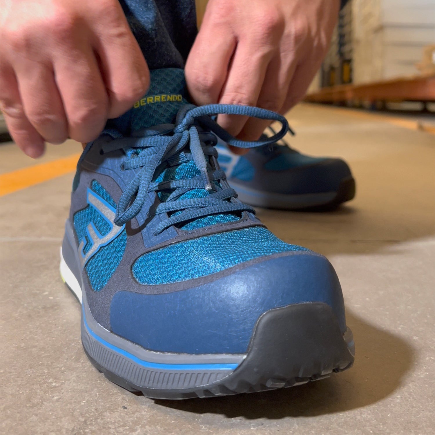 TENIS DE SEGURIDAD DIELÉCTRICO PARA HOMBRE 7719