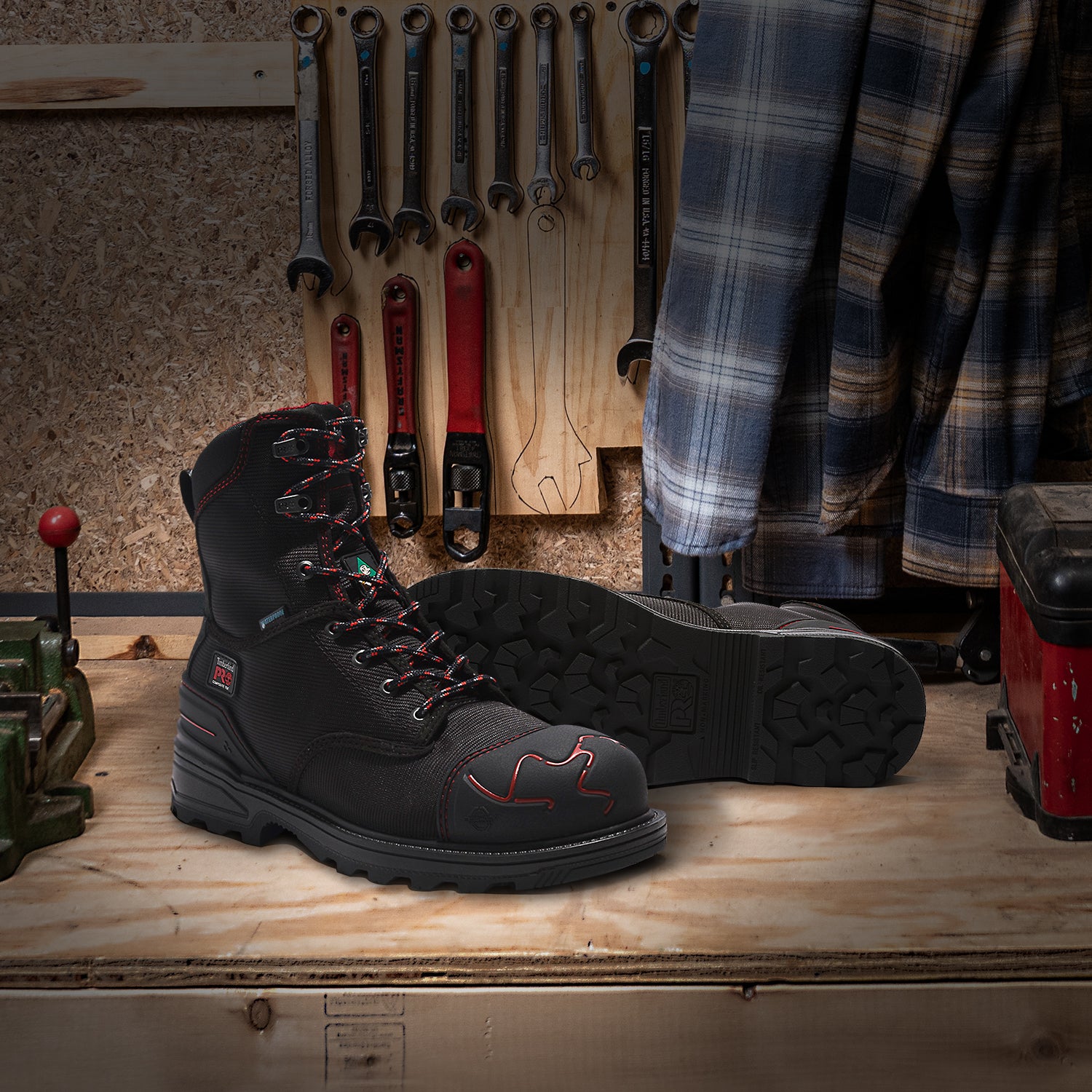 BOTAS DE SEGURIDAD DIELÉCTRICAS TIMBERLAND PRO NEGRAS PARA HOMBRE A5SV1